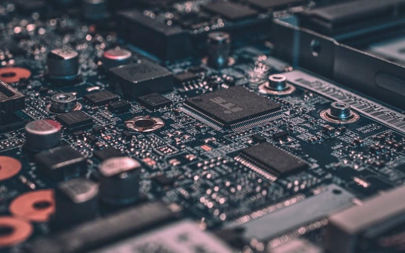 What Is Edge AI and How Do Edge AI Development Services Work on Microcontrollers?